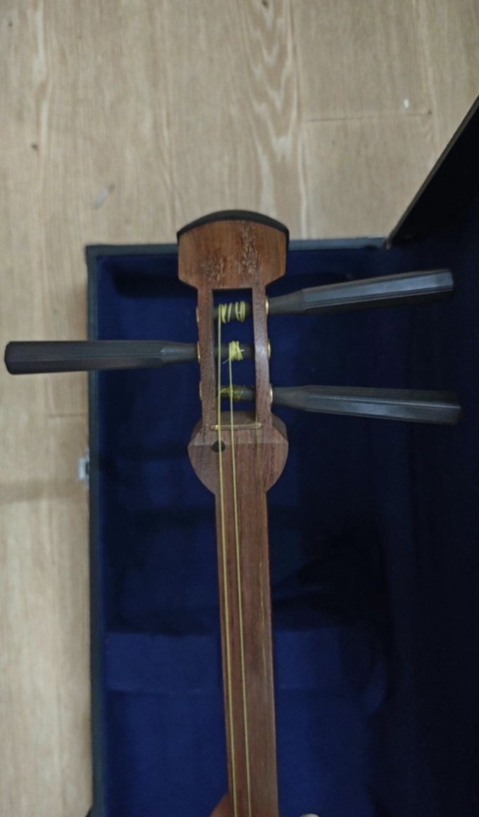  shamisen 日本の伝統的な弦楽器 在庫わずか1個 - Musical Instrument In Japanese のレビューと価格