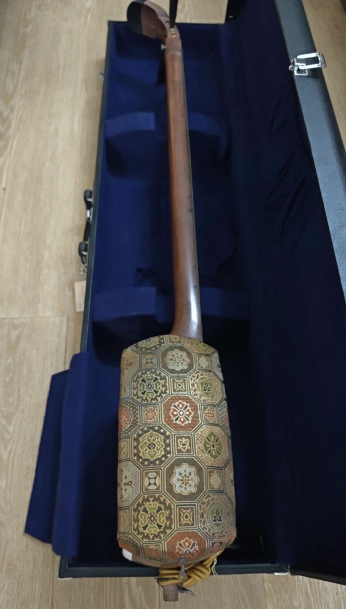  shamisen 日本の伝統的な弦楽器 在庫わずか1個 - Musical Instrument In Japanese のレビューと価格