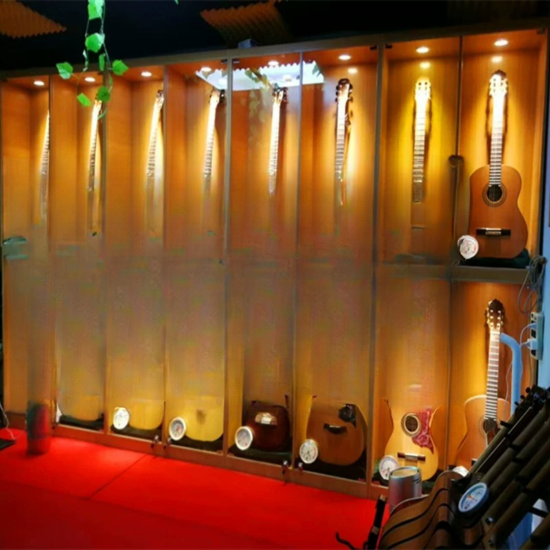 楽器店用木製ガラス製陳列棚、アクセサリー・ギター展示用収納キ - Musical Instrument Glass のレビューと価格